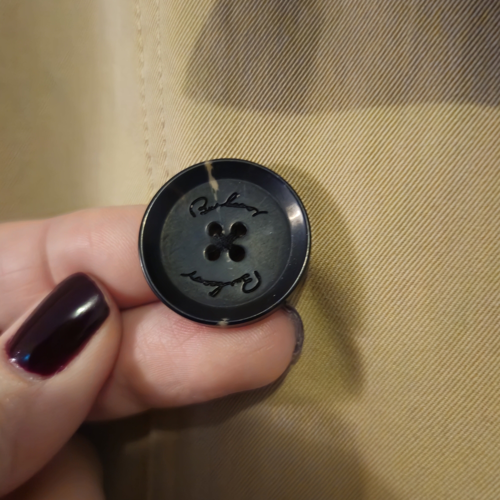 Burberry Tan and Black Plaid Lined Coat - Picture 14 of 16